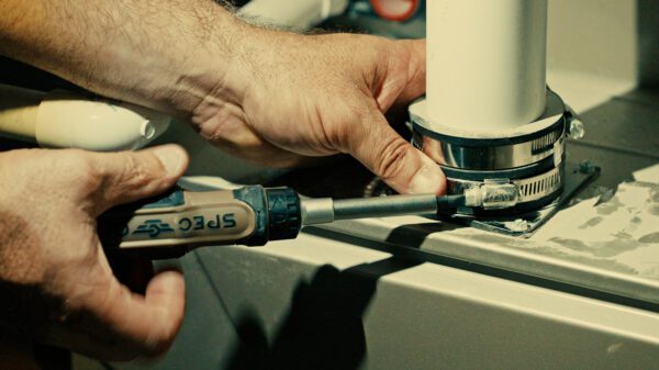 Spec Ops 12-in-1 Ratcheting Screwdriver - Image 3