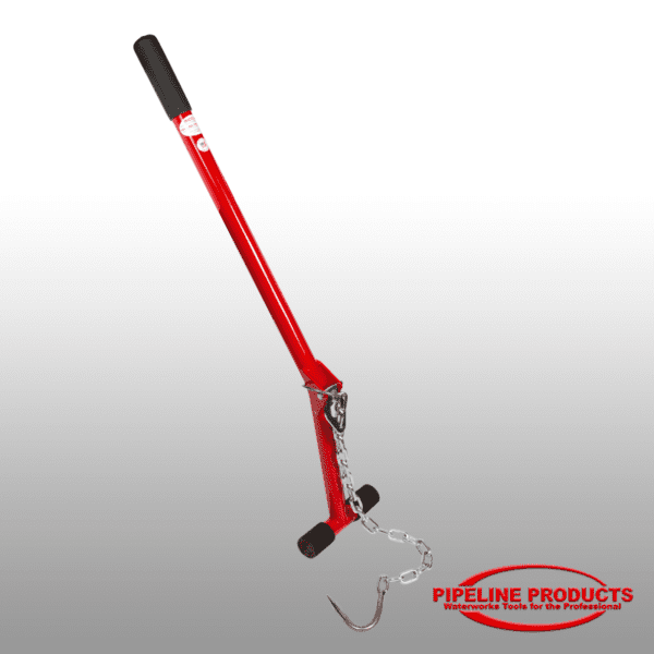 Photo of: Pipeline Products MHCR-600 – Leverage manhole lid lifter with chain & hook