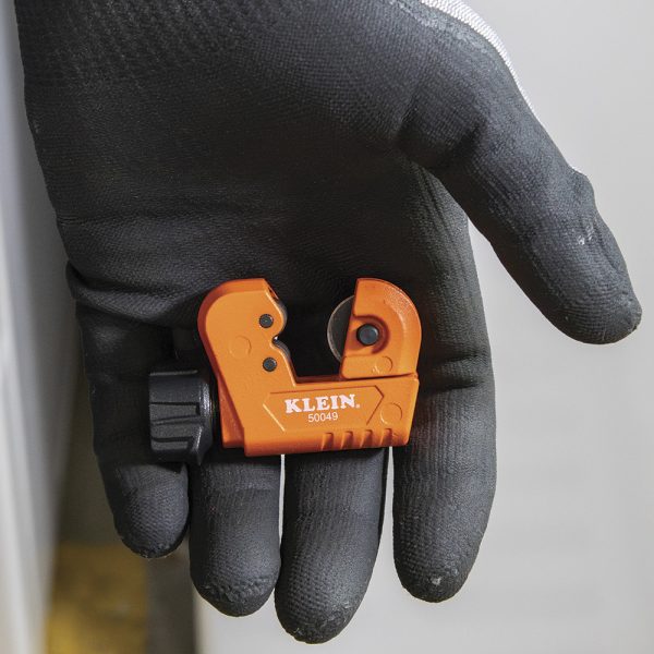 Photo of: Klein Tools 50049 5/8-Inch Nano Tubing Cutter