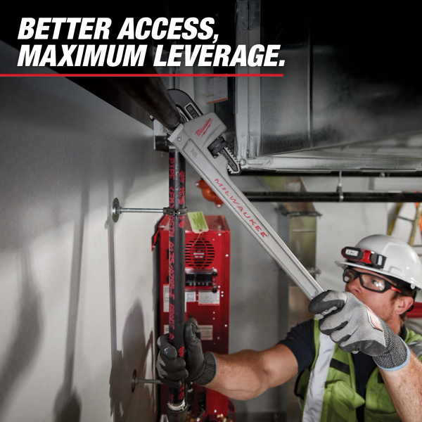Milwaukee 48-22-7215 14L Aluminum Pipe Wrench with POWERLENGTH™ Handle
