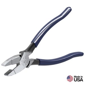 Klein Tools D213-9NE Lineman's Pliers, New England Nose, 9-Inch