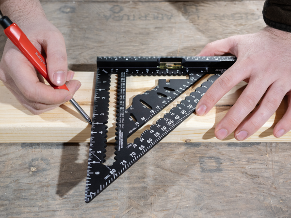 Johnson Level 1904-0700V 7-1/4" Johnny Square® MACH-1™ Smart Mark™ Rafter Square